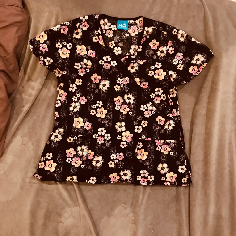 Scrub top